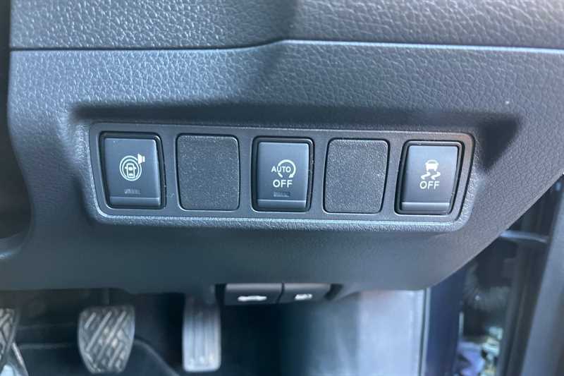 Used Nissan Pulsar 2018 for sale - 76775625: Photo 2