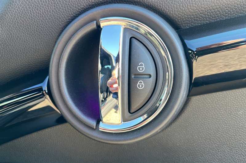 Used MINI Hatch 2017 for sale - 78222350: Photo 26