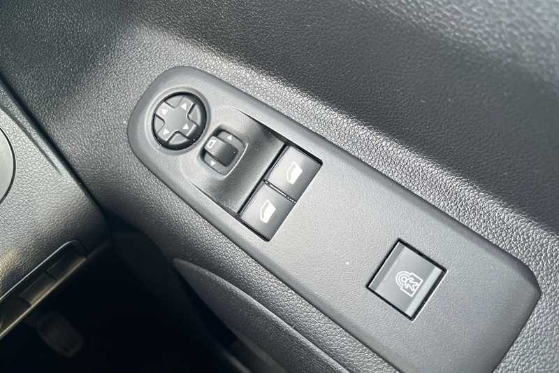 Used Vauxhall Combo Life 2020 for sale - 77310009: Photo 16