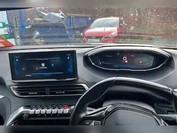 Used Peugeot 5008 undefined for sale - 76517281: Photo