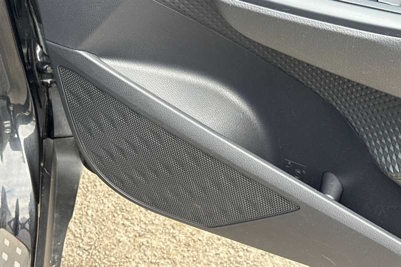 Used Toyota C-HR 2021 for sale - 78175382: Photo 27