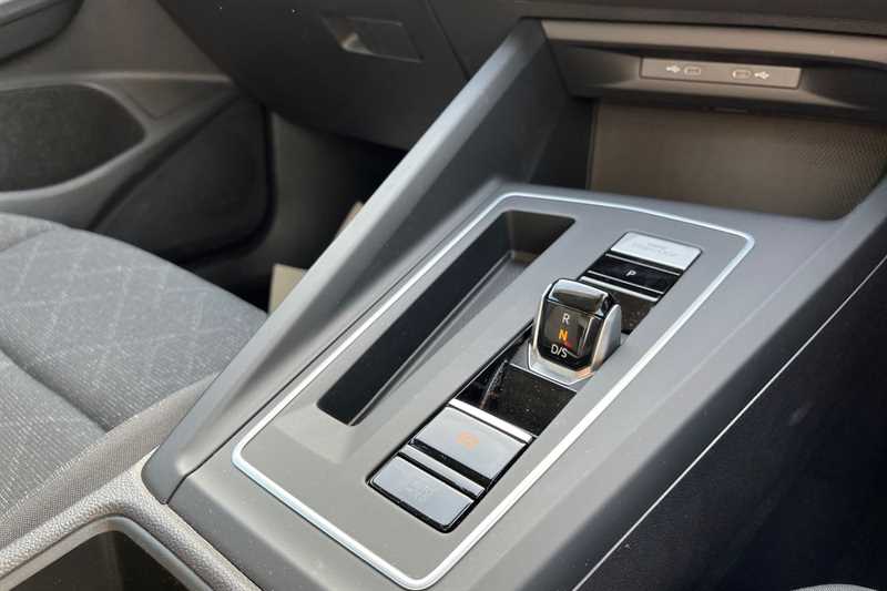 Used Volkswagen Golf 2023 for sale - 76733652: Photo 14