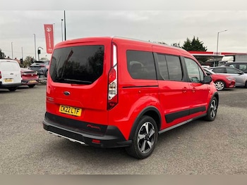 Used Ford Grand Tourneo Connect 2022 for sale - 76316196: Photo