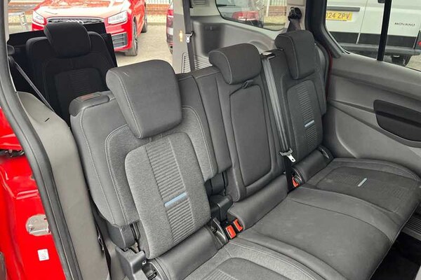 Used Ford Grand Tourneo Connect 2022 for sale - 76316196: Photo 4