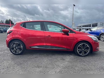 Used Renault Clio 2017 for sale - 77828290: Photo
