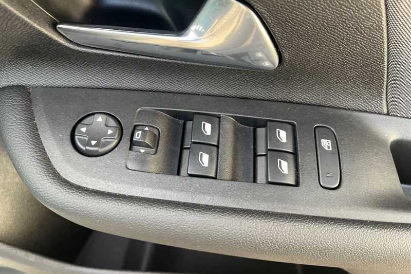 Used Vauxhall Mokka 2022 for sale - 77481513: Photo 16