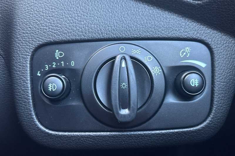 Used Ford Kuga 2018 for sale - 78050353: Photo 43