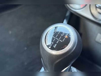 Used Vauxhall ADAM 2019 for sale - 77843510: Photo