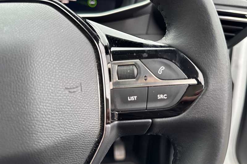 Used Peugeot 2008 2022 for sale - 77829053: Photo 22