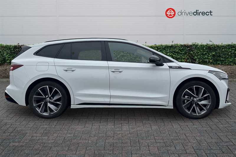 Used Skoda Enyaq 2025 for sale - 77787710: Photo 2