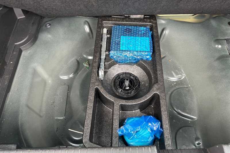 Used Vauxhall Crossland 2022 for sale - 76242668: Photo 37