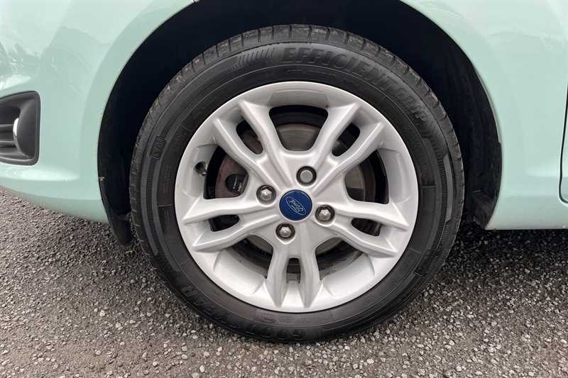 Used Ford Fiesta 2017 for sale - 76530647: Photo 11