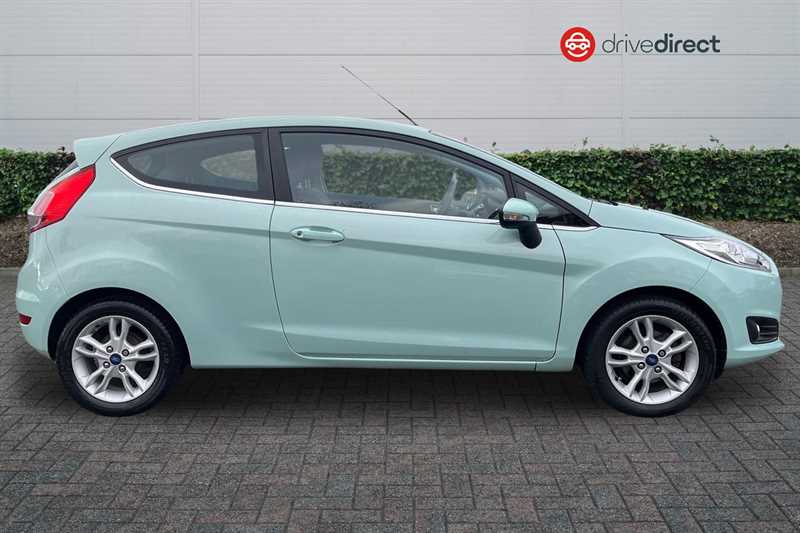 Used Ford Fiesta 2017 for sale - 76530647: Photo 2