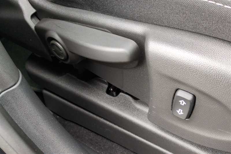 Used Vauxhall Crossland for sale - 77863419: Photo 26