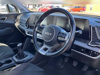 Used Kia Sportage 2023 for sale - 78130242: Photo