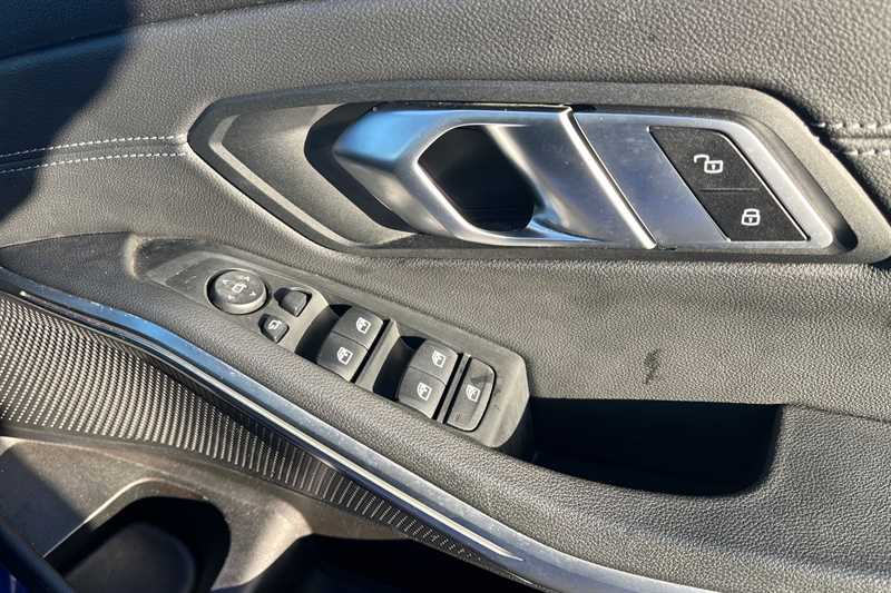 Used BMW 3 Series 2021 for sale - 76929873: Photo 16