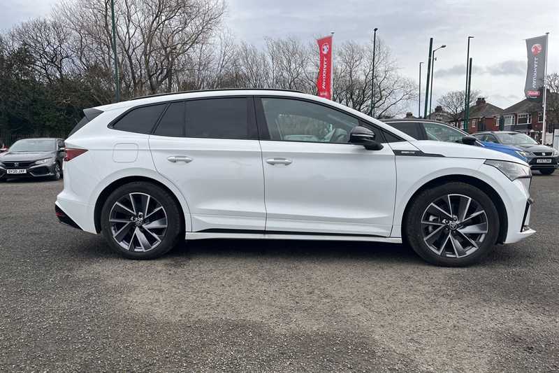 Used Skoda Enyaq 2025 for sale - 77711515: Photo 2