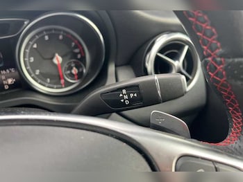 Used Mercedes-Benz GLA 2020 for sale - 76448395: Photo