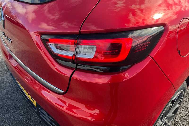 Used Renault Clio 2017 for sale - 78188217: Photo 32