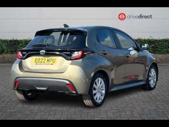 Used Toyota Yaris 2022 for sale - 74657581: Photo