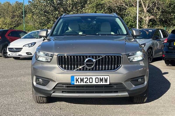 Used Volvo XC40 2020 for sale - 76034957: Photo 2