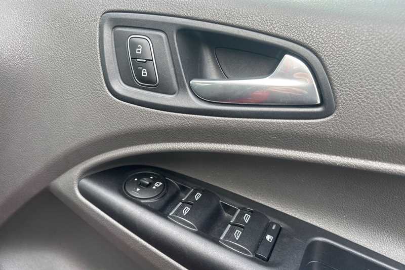 Used Ford Tourneo Connect 2021 for sale - 78050071: Photo 16
