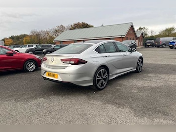 Used Vauxhall Insignia 2018 for sale - 76339811: Photo