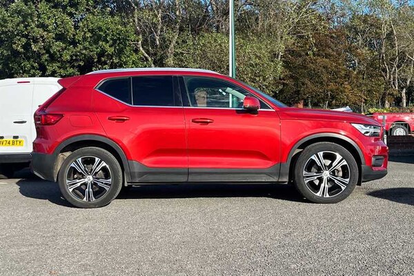 Used Volvo XC40 2020 for sale - 76075628: Photo 2
