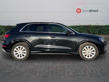 Used Audi Q3 undefined for sale - 77334841: Photo