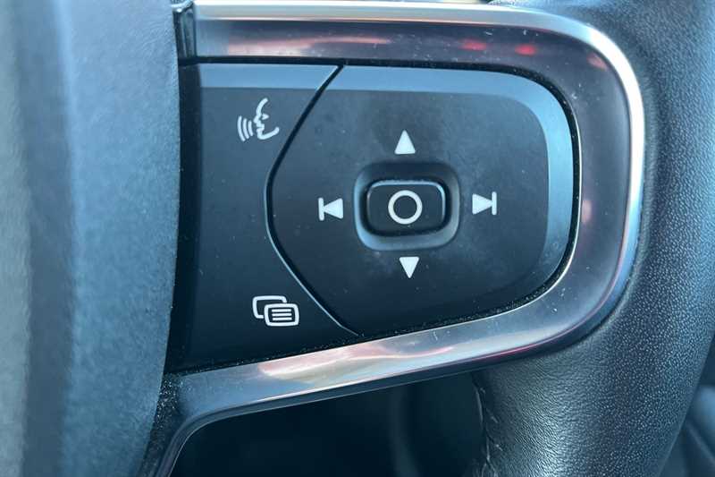 Used Volvo XC40 2020 for sale - 77318075: Photo 22