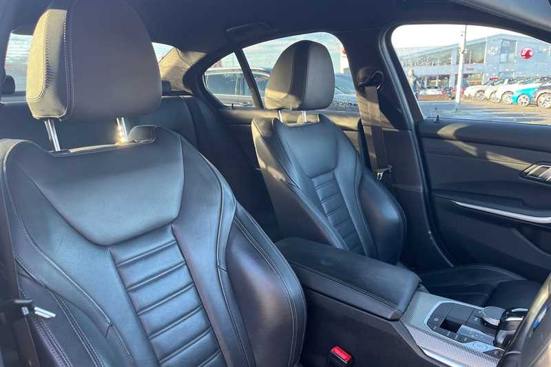 Used BMW 3 Series 2021 for sale - 76775857: Photo 23