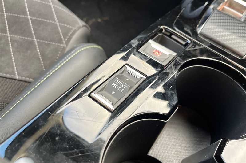 Used Peugeot 2008 2022 for sale - 77812316: Photo 40