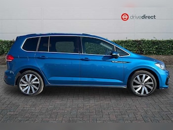 Used Volkswagen Touran 2020 for sale - 78161104: Photo