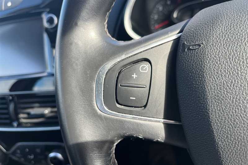 Used Renault Clio for sale - 77944702: Photo 21