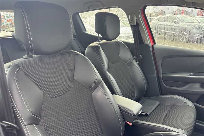 Used Renault Clio 2017 for sale - 77800581: Photo 5