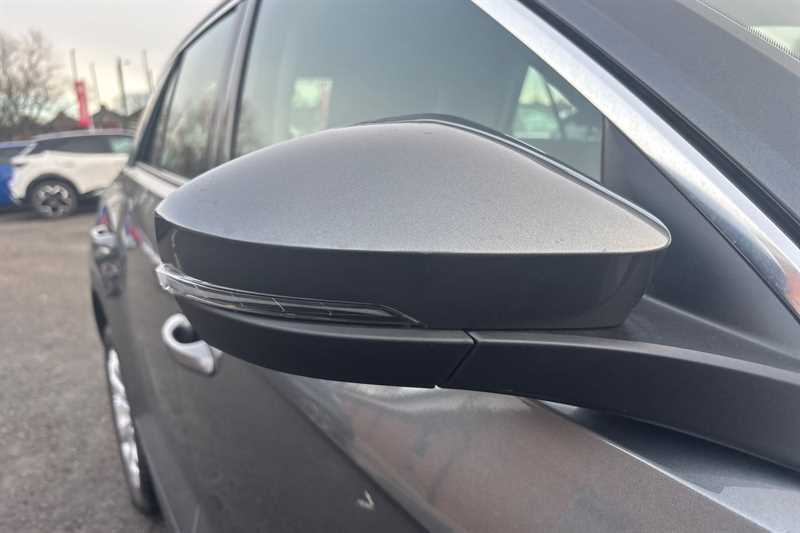 Used Volkswagen T-Roc 2021 for sale - 77567118: Photo 34