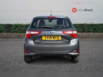 Used Toyota Yaris 2019 for sale - 79149312: Photo