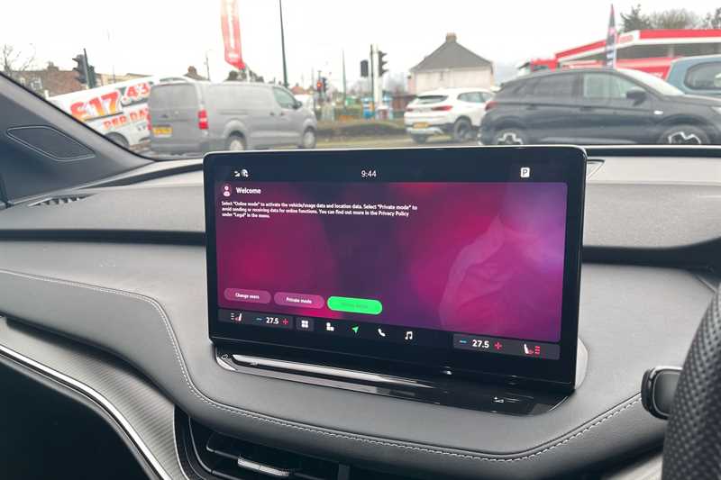 Used Skoda Enyaq 2025 for sale - 77772550: Photo 4