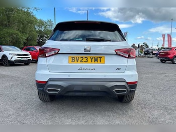 Used SEAT Arona 2023 for sale - 78811558: Photo