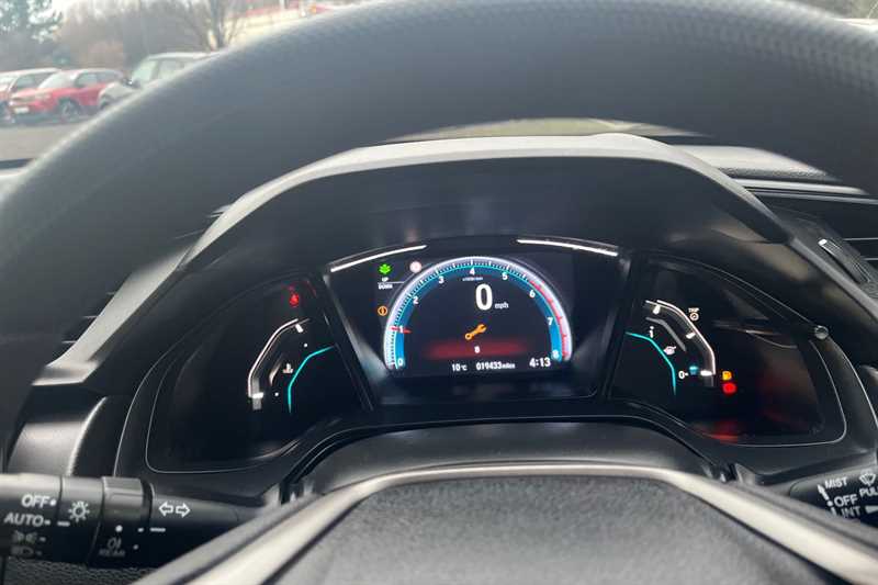 Used Honda Civic 2020 for sale - 77362220: Photo 3