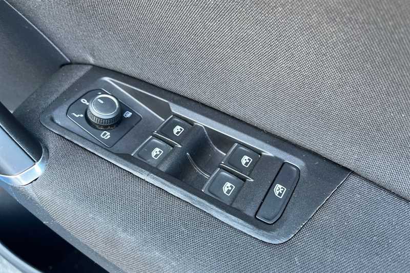 Used Volkswagen Touran 2020 for sale - 77886799: Photo 16