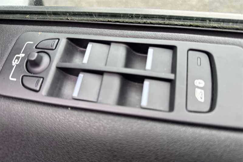 Used Land Rover Discovery Sport 2019 for sale - 77402274: Photo 16