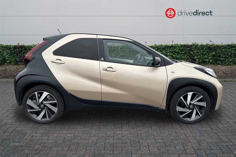 Used Toyota Aygo X 2023 for sale - 78143178: Photo 2