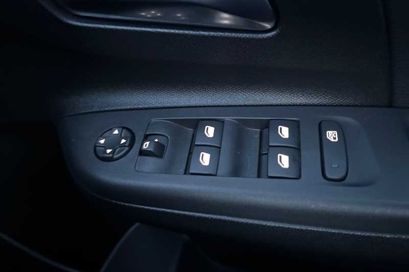 Used Vauxhall Corsa 2023 for sale - 77430832: Photo 16