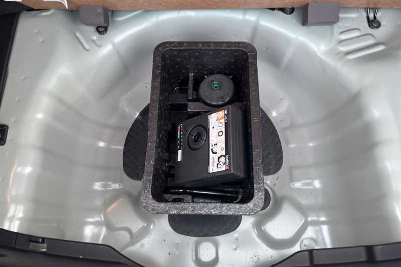 Used Hyundai i10 2024 for sale - 77308917: Photo 37