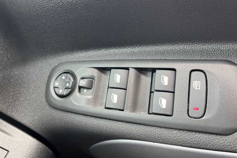 Used Vauxhall Combo Life 2025 for sale - 78142737: Photo 16