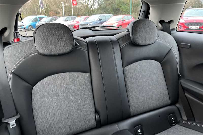 Used MINI Hatch 2018 for sale - 77828532: Photo 24