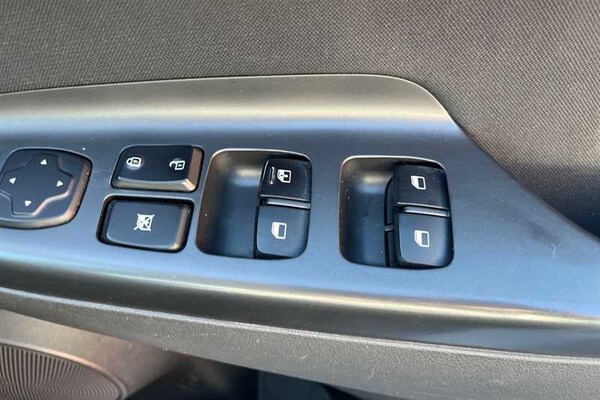 Used Hyundai KONA 2021 for sale - 74896318: Photo 16