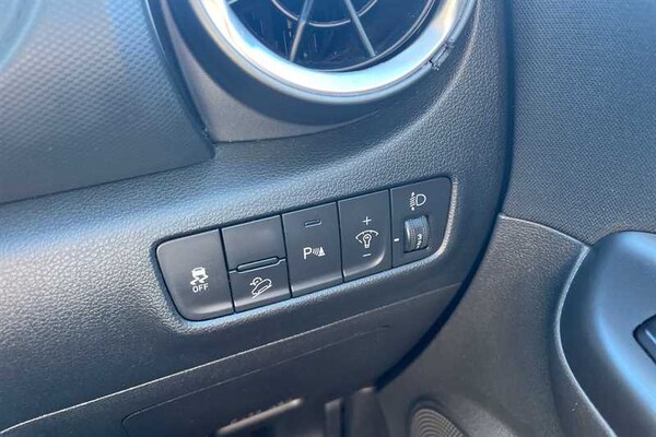 Used Hyundai KONA 2021 for sale - 74896318: Photo 40