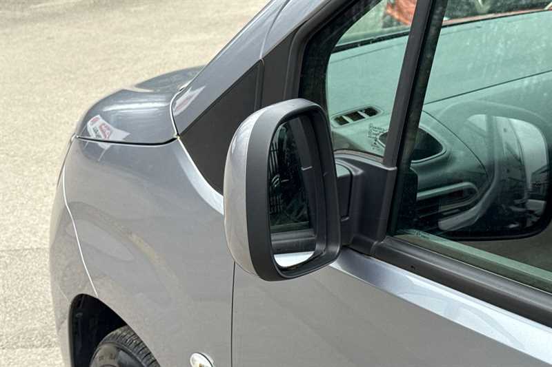 Used Vauxhall Combo Life 2020 for sale - 77929149: Photo 35